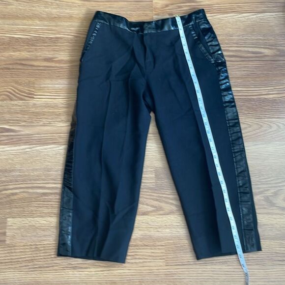 MARC JACOBS Black Capri Crop Pant Womens Patent Leather Detail Wool $228 - Picture 6 of 12